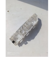 Кронштейн переднего бампера левый