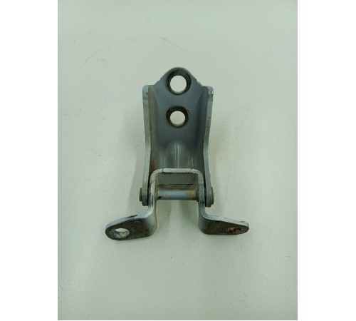 Петля двери передняя левая нижняя