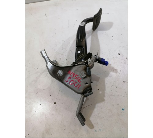 Педаль тормоза (АКПП)