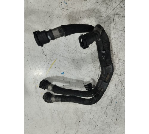 Патрубок системы охлаждения