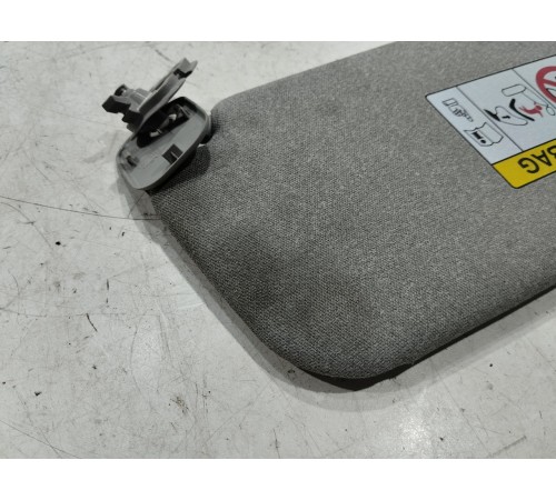 Козырек солнцезащитный(правый)