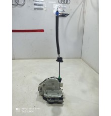 Замок двери (задний правый)