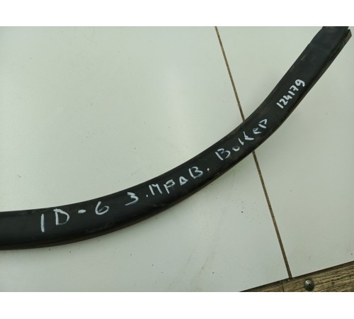 Уплотнитель крыла задний правый