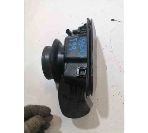 Лючок топливного бака с крышкой