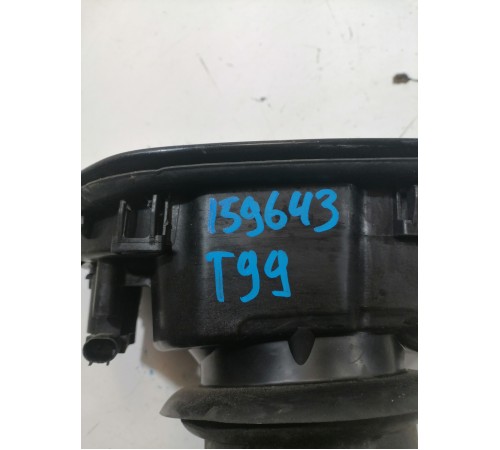 Лючок топливного бака с крышкой