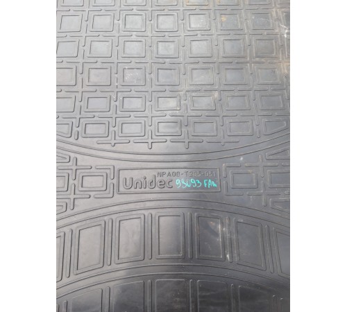 Коврик багажника резиновый