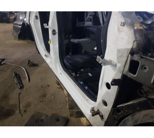 Порог кузова перед. прав.