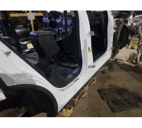 Порог кузова перед. прав.