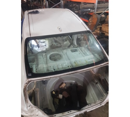 Стекло кузова заднее