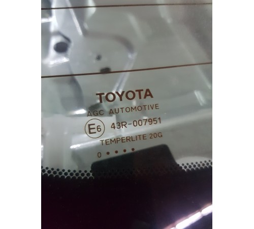 Стекло кузова заднее