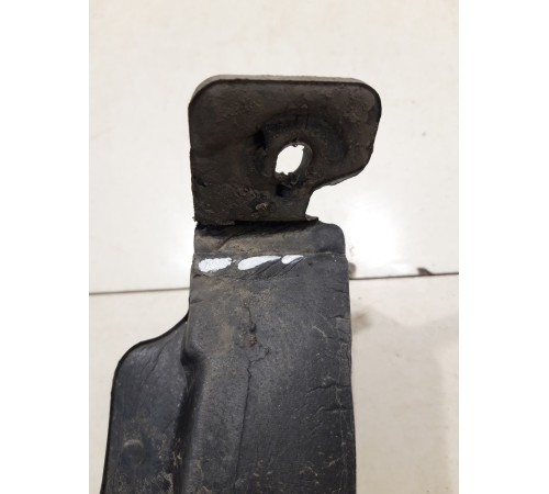 Наполнитель переднего левого крыла