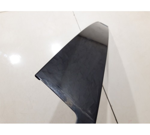 Молдинг двери(передний правый)