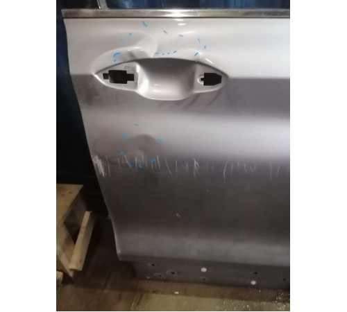 Дверь передняя правая