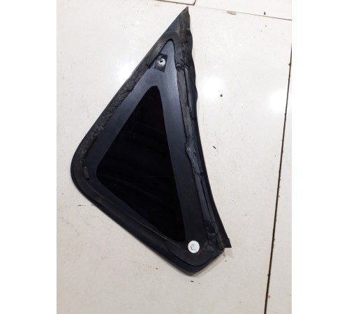 Глухое стекло(заднее левое)