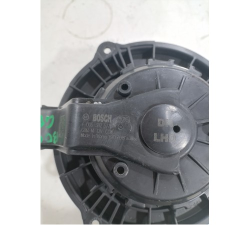 Моторчик отопителя (печки)