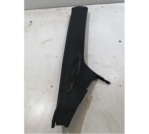 Обшивка стойки передняя правая