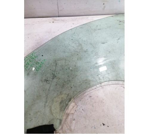 Стекло Переднее Левое Триплекс