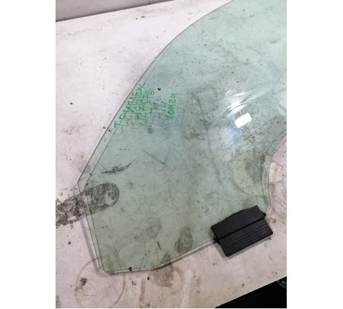 Стекло Переднее Левое Триплекс