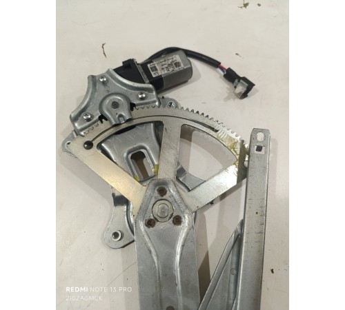 Стеклоподъемник двери передний левый