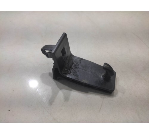 Пластик салона(крючок)