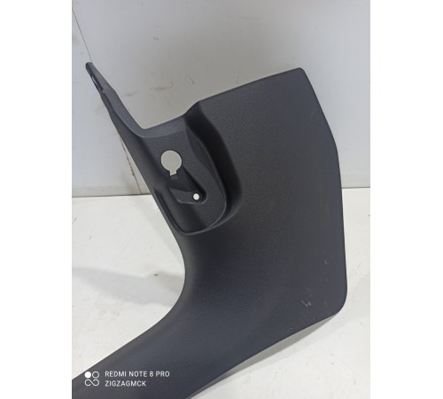 Накладка порога (передняя левая)