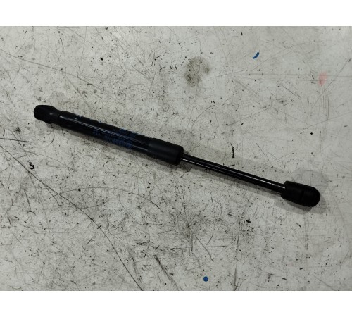 Амортизатор капота правый