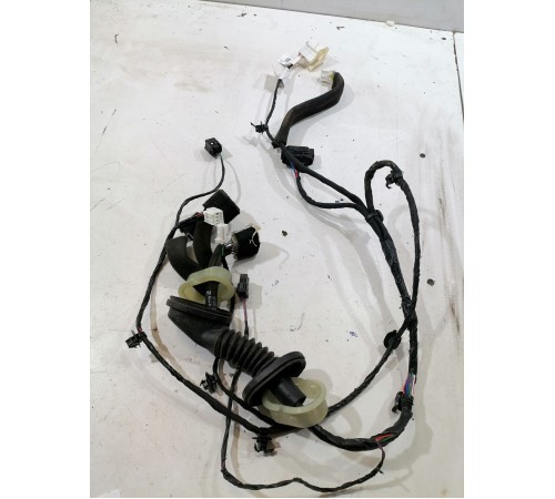 Проводка двери передняя левая