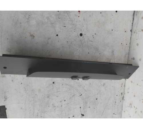 Накладка кабины крыши левая внутренняя 