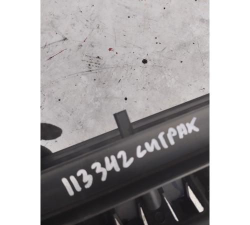 Накладка кабины крыши левая внутренняя 