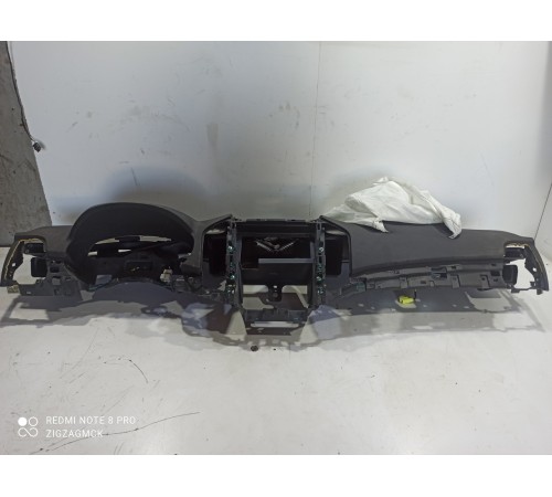 Панель передняя,торпеда