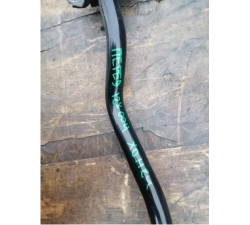 Стабилизатор подвески передний