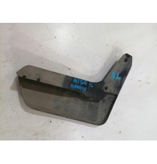 Брызговик задний левый