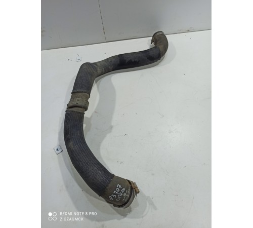 Патрубок системы охлаждения