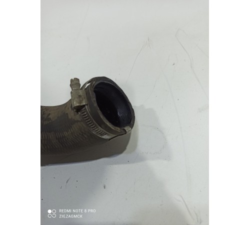 Патрубок системы охлаждения