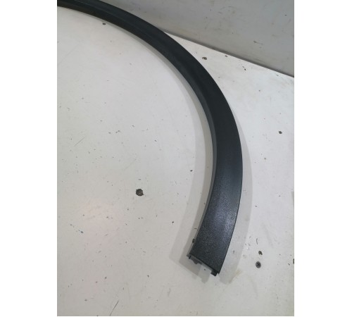 Накладка крыла переднего левого