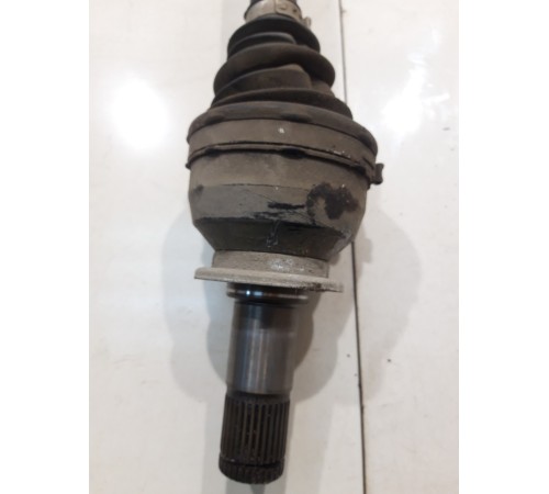 Привод (полуось) (задний, левый)