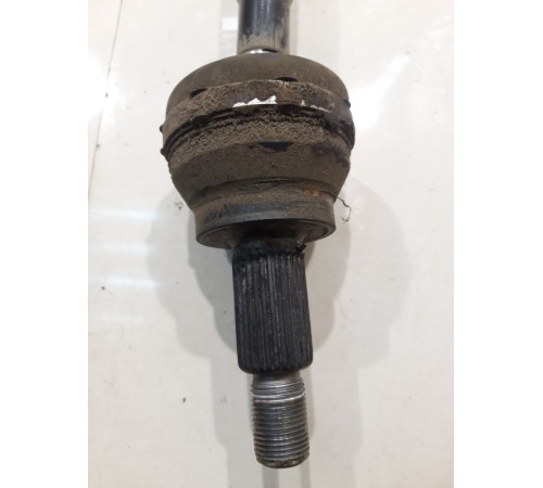 Привод (полуось) (задний, левый)