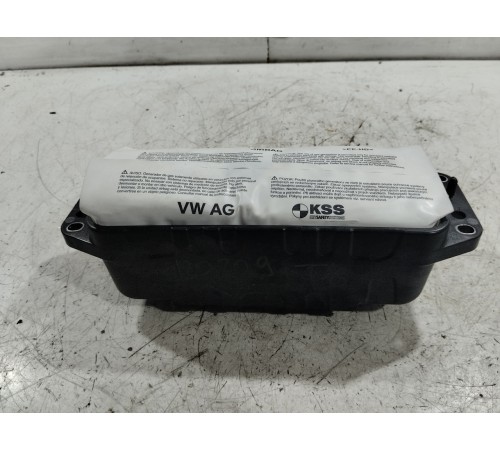 Подушка безопасности переднего пассажира