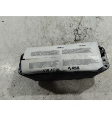 Подушка безопасности переднего пассажира