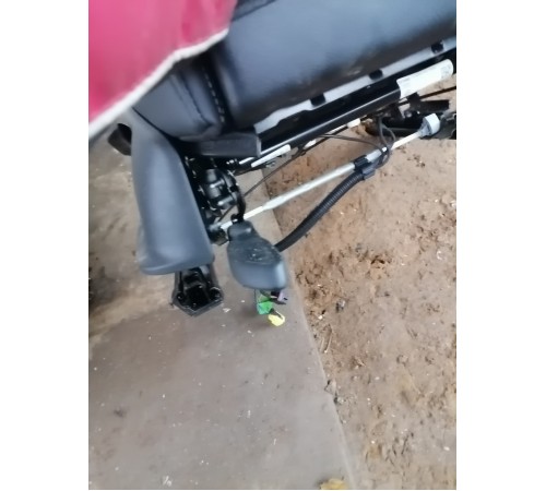 Сиденье переднее правое