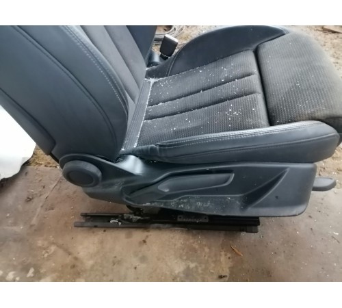 Сиденье переднее правое