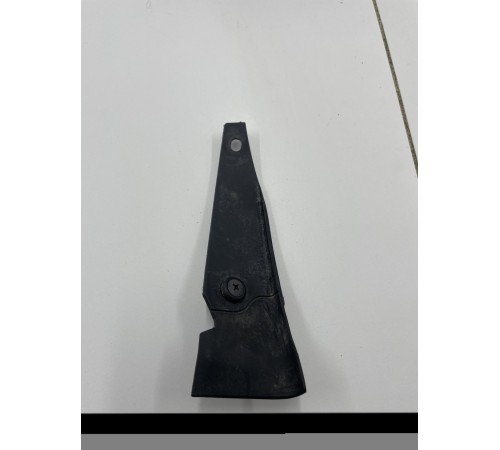 Накладка жабо правая