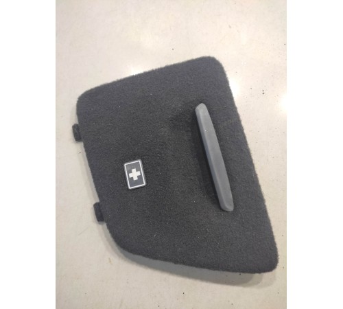 Обшивка багажника(задняя левая)