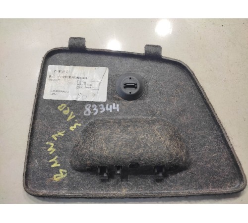 Обшивка багажника(задняя левая)