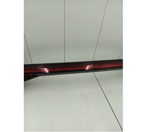 Фонарь двери крышки багажника центральный