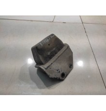 Отбойник задней рессоры(средний правый)