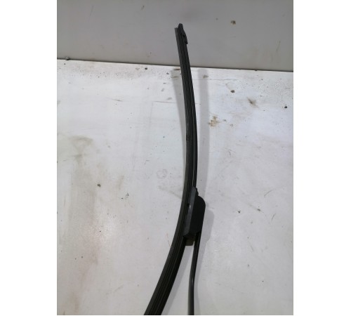 Поводок стеклоочистителя левый, водительский