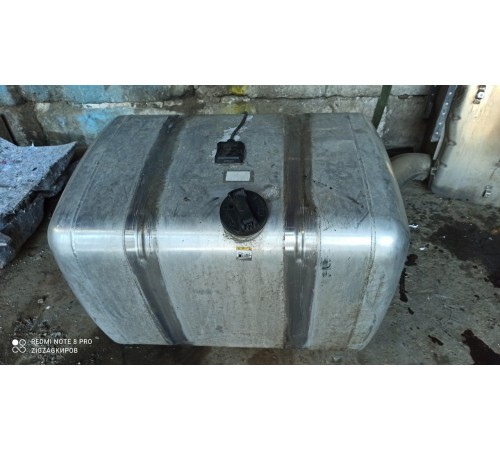 Бак топливный