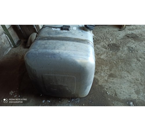 Бак топливный