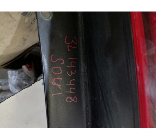 Фонарь задний левый внешний